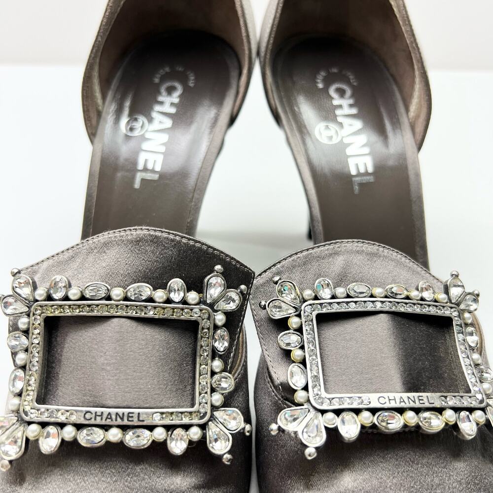 CHANEL Crystal Embellished D'Orsay Pumps EU 39.5 US 9.5 Dark Gray Satin Heels - Picture 9 of 15